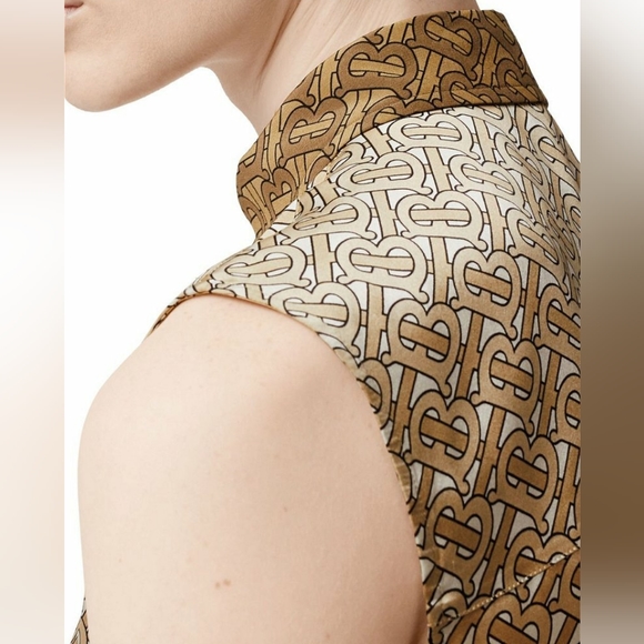 BURBERRY TB MONOGRAM 100% SILK OVERSIZED SHIRT BLOUSE TOP - Picture 2 of 13